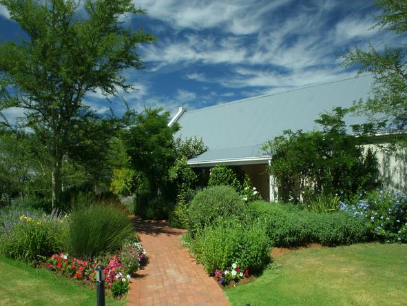 River Bend Country Lodge - Garden 